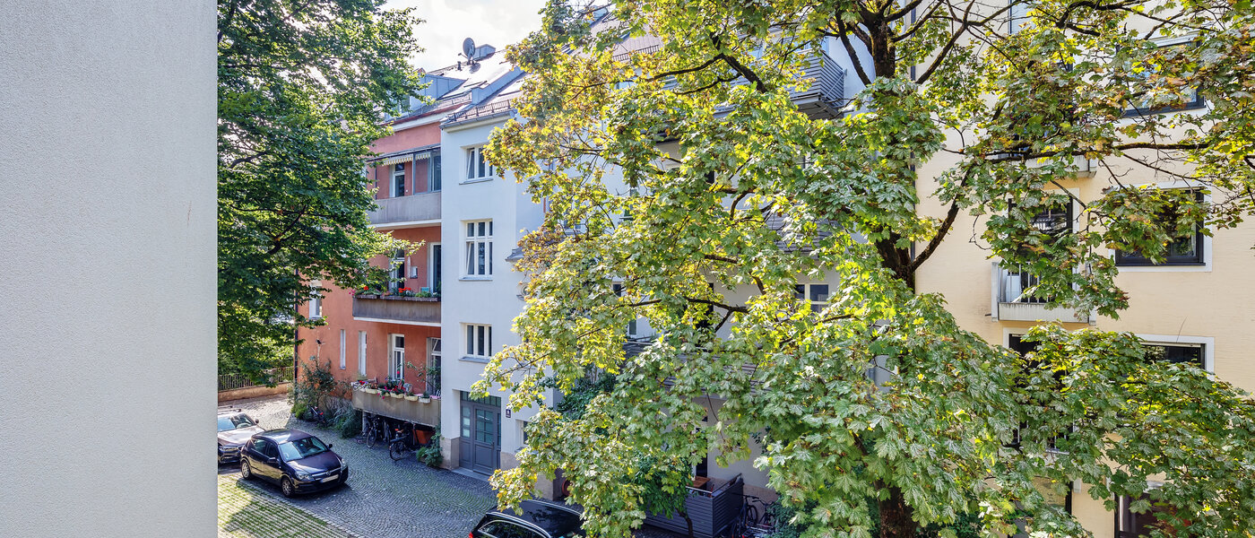 квартира München Bogenhausen 01 вид из окна 11603