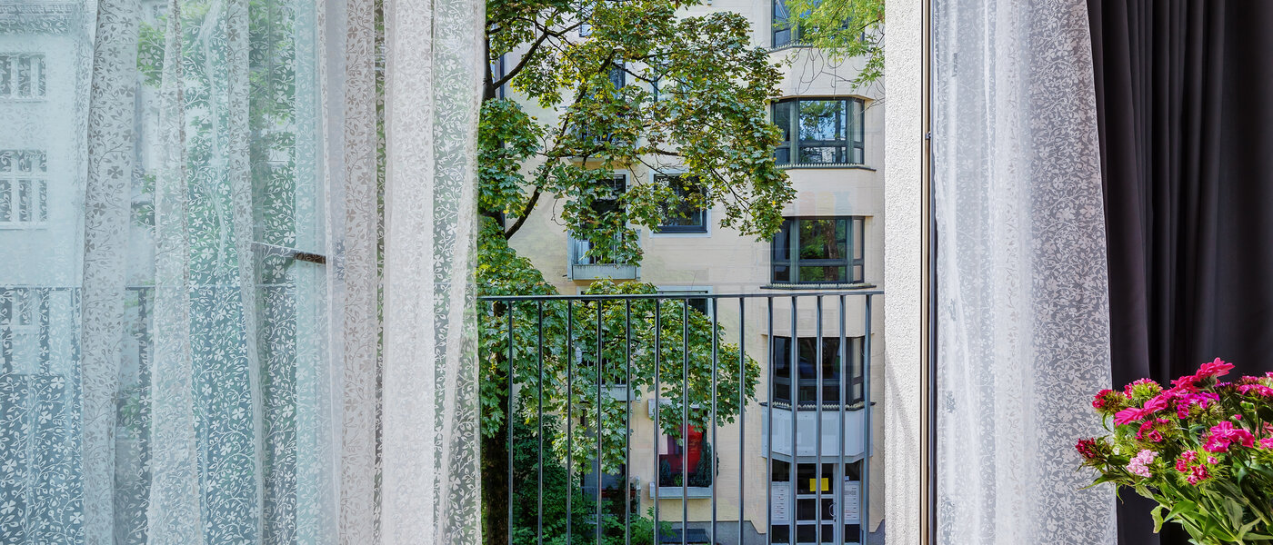 квартира München Bogenhausen 02 вид из окна 11603