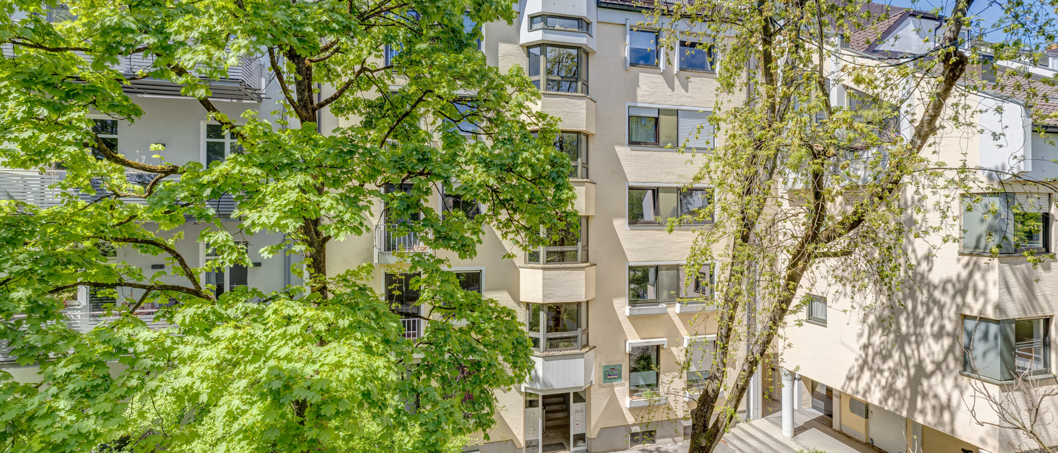 квартира München Bogenhausen 02 вид из окна 11603