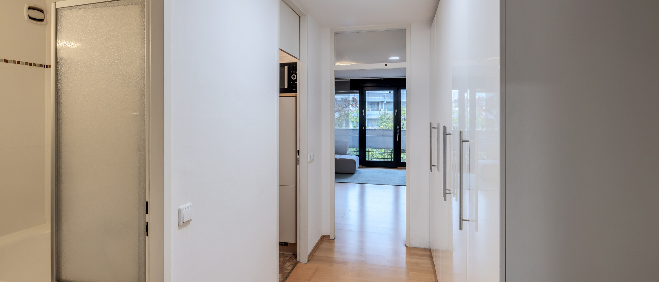 квартира München Milbertshofen 01 коридор 11650