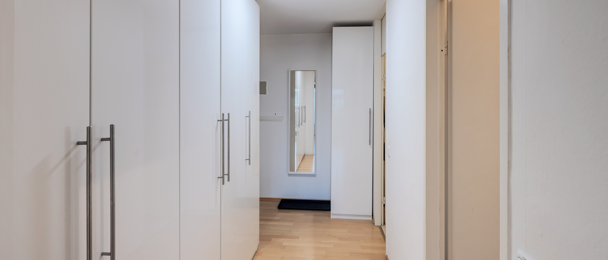 квартира München Milbertshofen 02 коридор 11650
