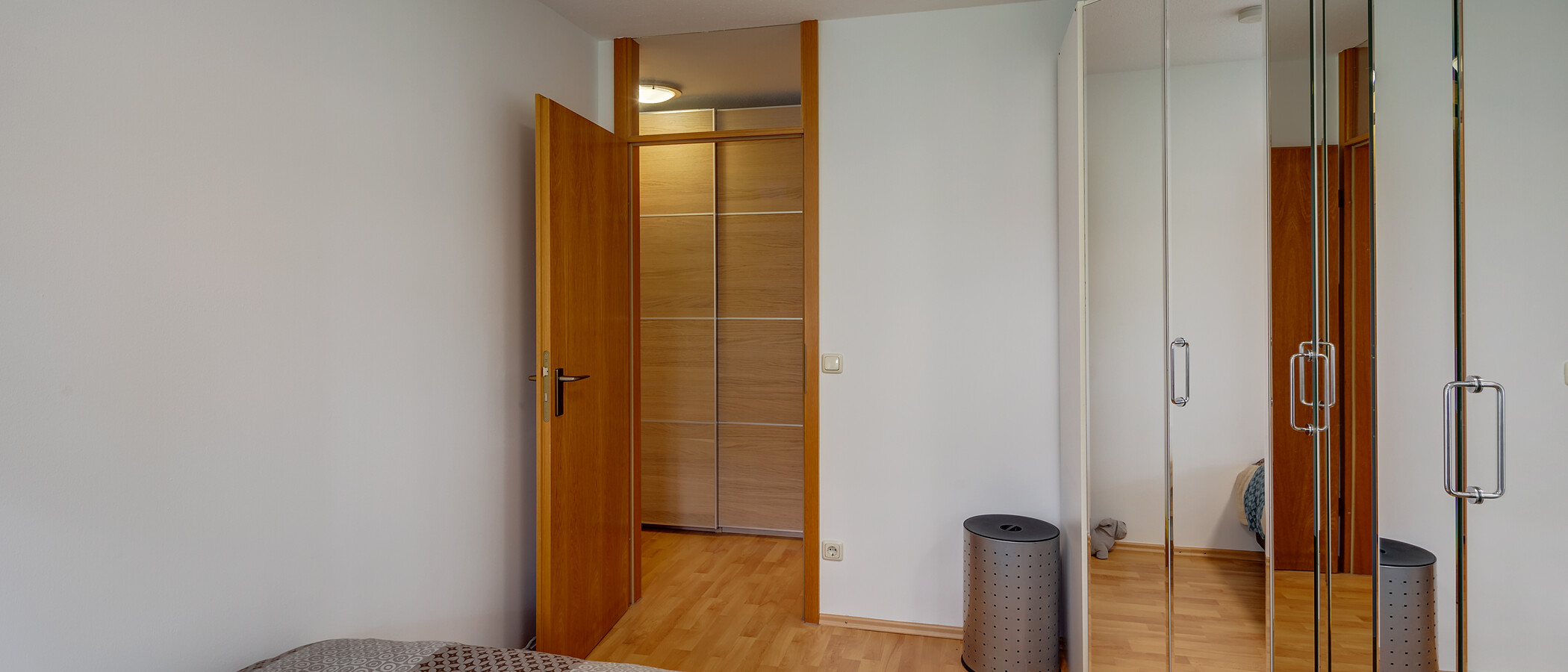 квартира München Lerchenau 02 спальная комната 11659