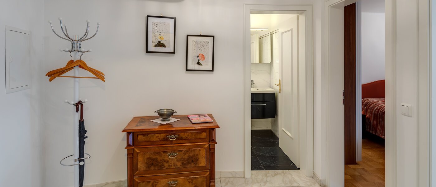 квартира München Gärtnerplatzviertel 01 коридор 11662