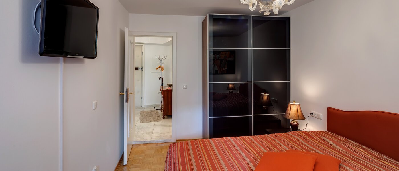 квартира München Gärtnerplatzviertel 03 спальная комната 11662