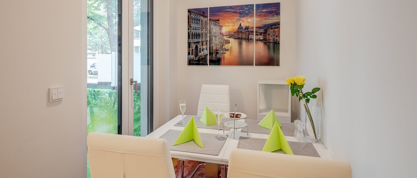 квартира München Bogenhausen 01 обеденная зона 11684