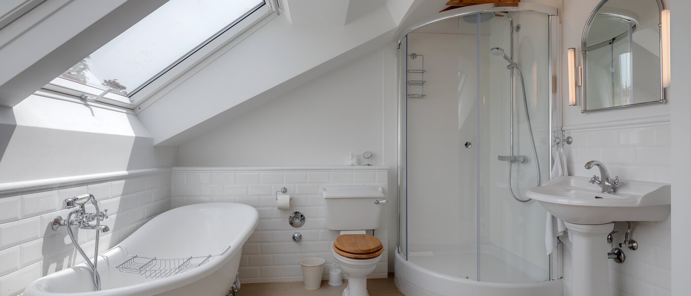 мансардная квартира Feldafing Tutzing 02 ванная комната 11697