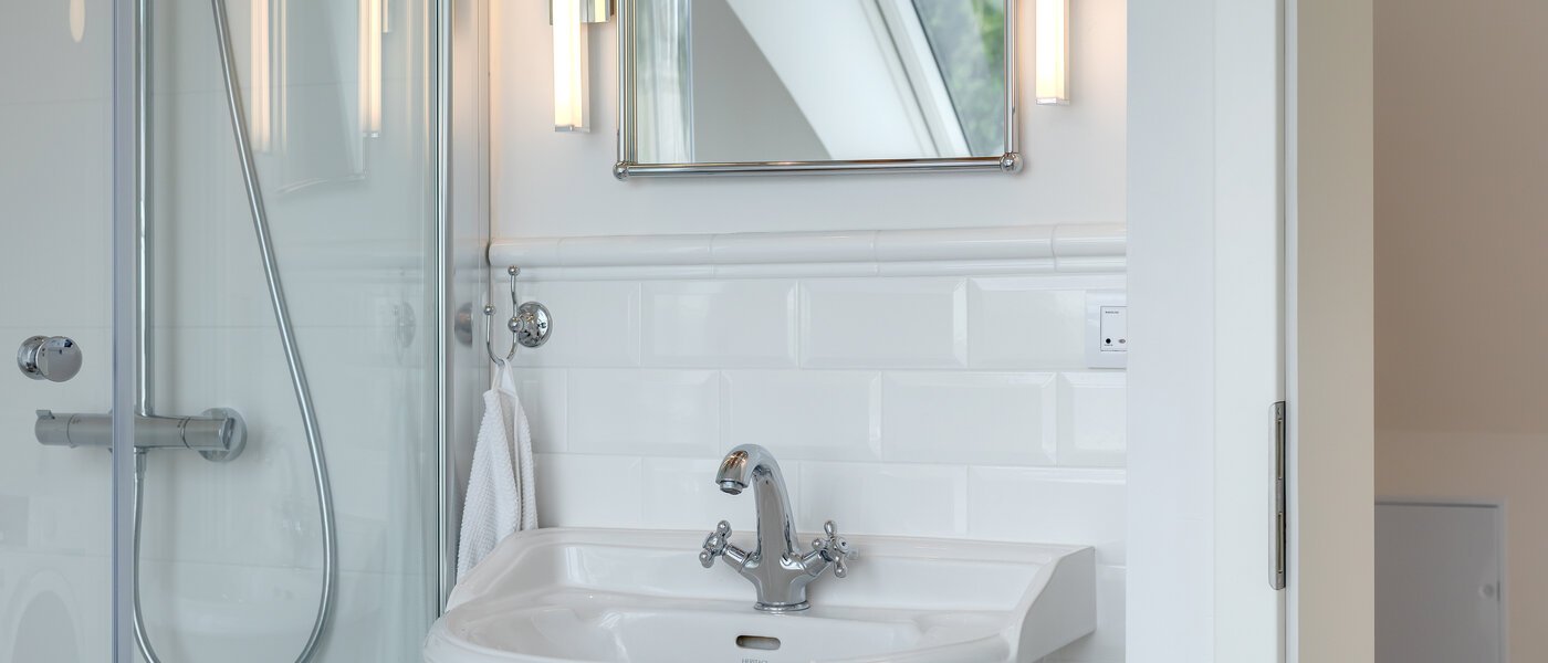 мансардная квартира Feldafing Tutzing 04 ванная комната 11697