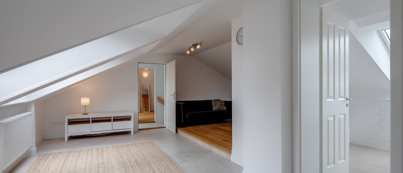 мансардная квартира Feldafing Tutzing 01 жилое пространство 11697