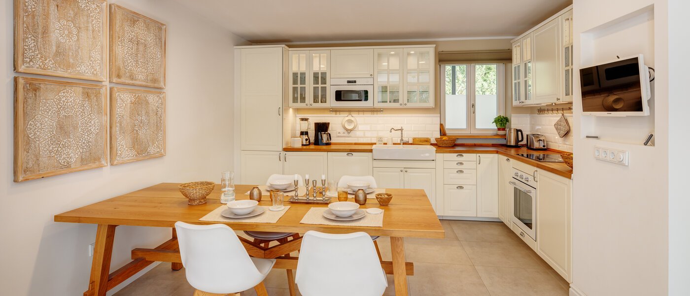 квартира с садом Feldafing 01 кухня 11698