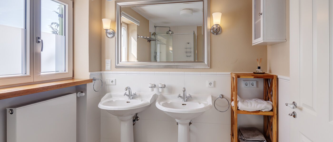 квартира с садом Feldafing 03 ванная комната 11698