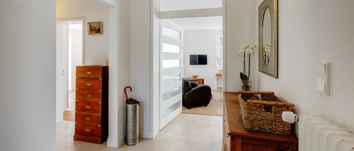 квартира с садом Feldafing 03 коридор 11698