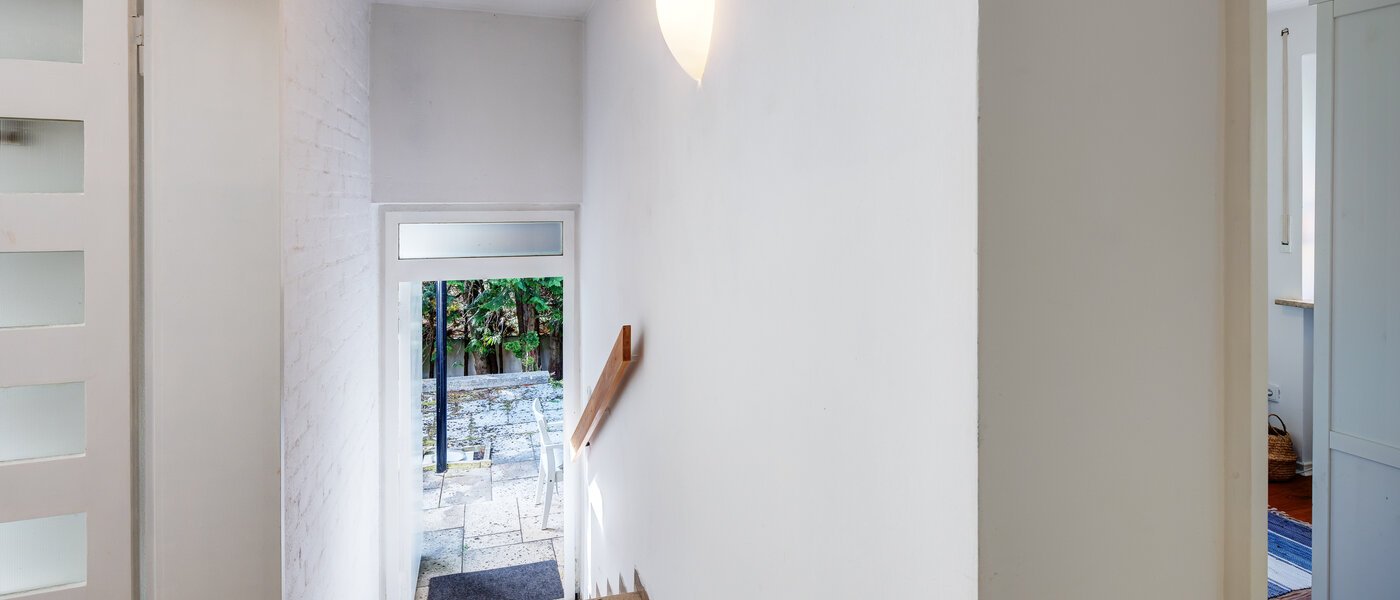 квартира с садом Feldafing 06 коридор 11698