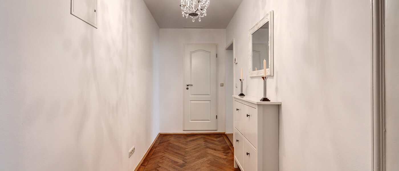 квартира München Haidhausen 01 коридор 11782