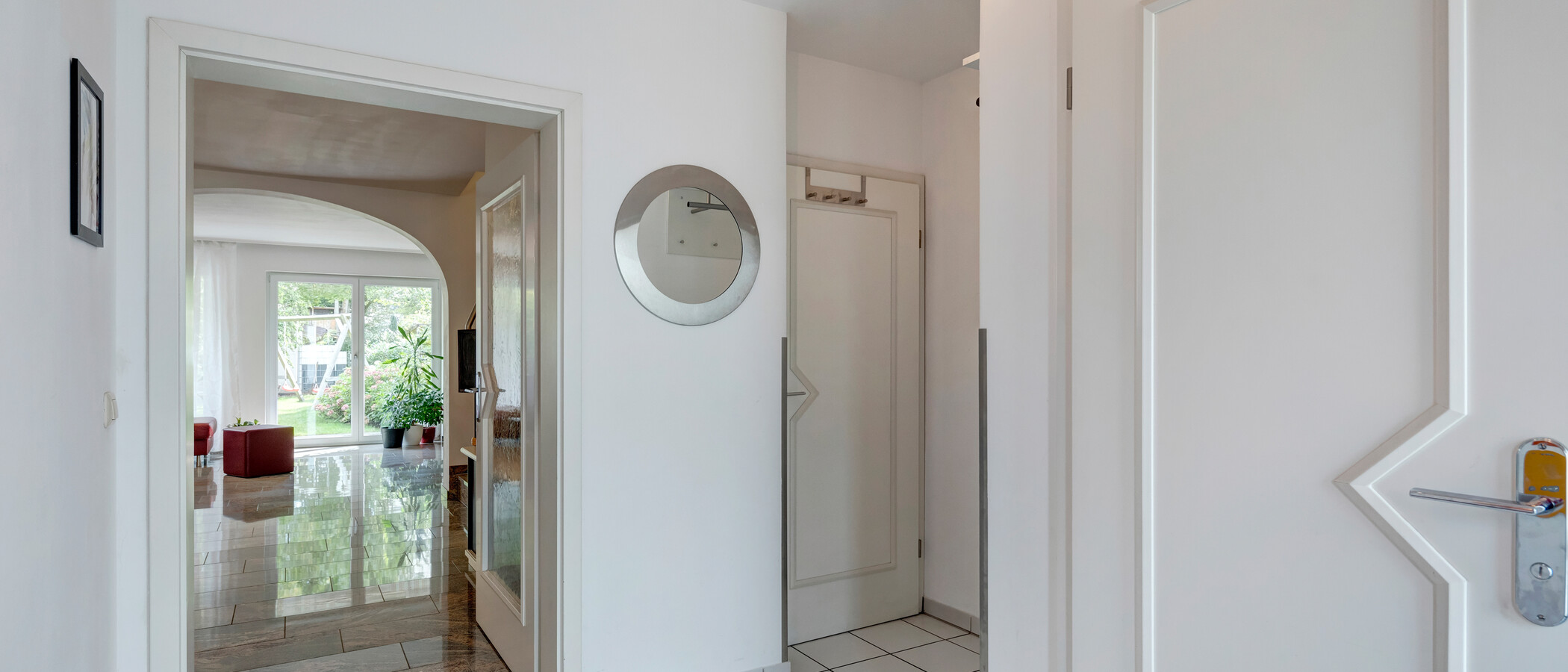 Таун-хаус München Moosach 02 коридор 11852