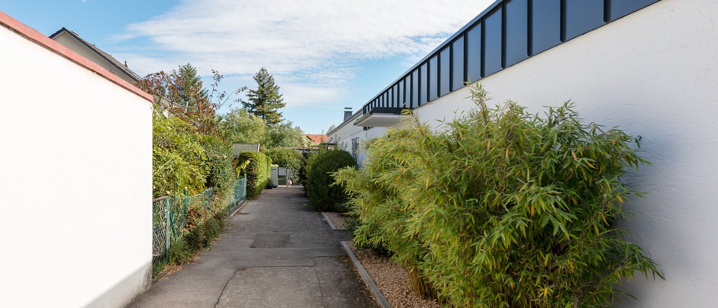 бунгало Germering 01 Подъездная дорога 11857