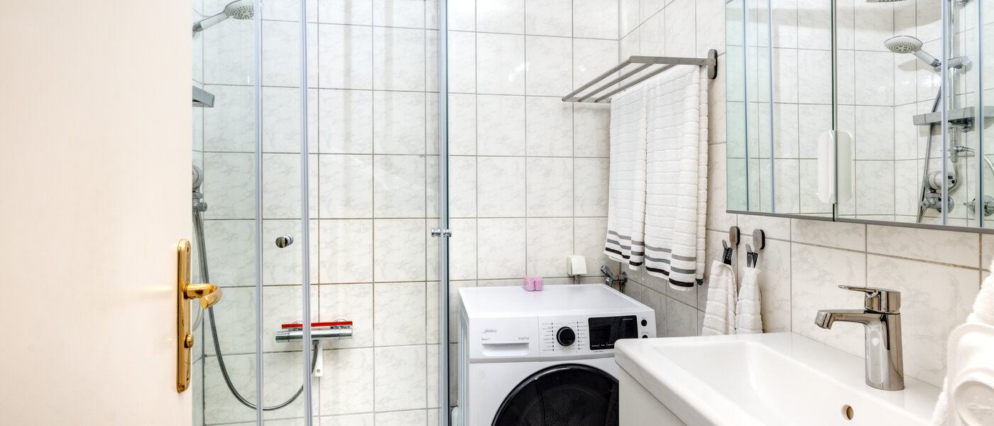 квартира München Englschalking 01 ванная комната 11866