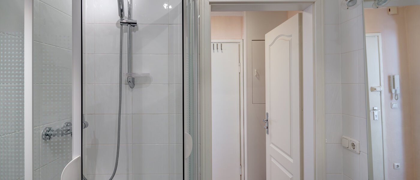 квартира München Schwabing-West (rund um den Hohenzollernplatz) 01 ванная комната 1187