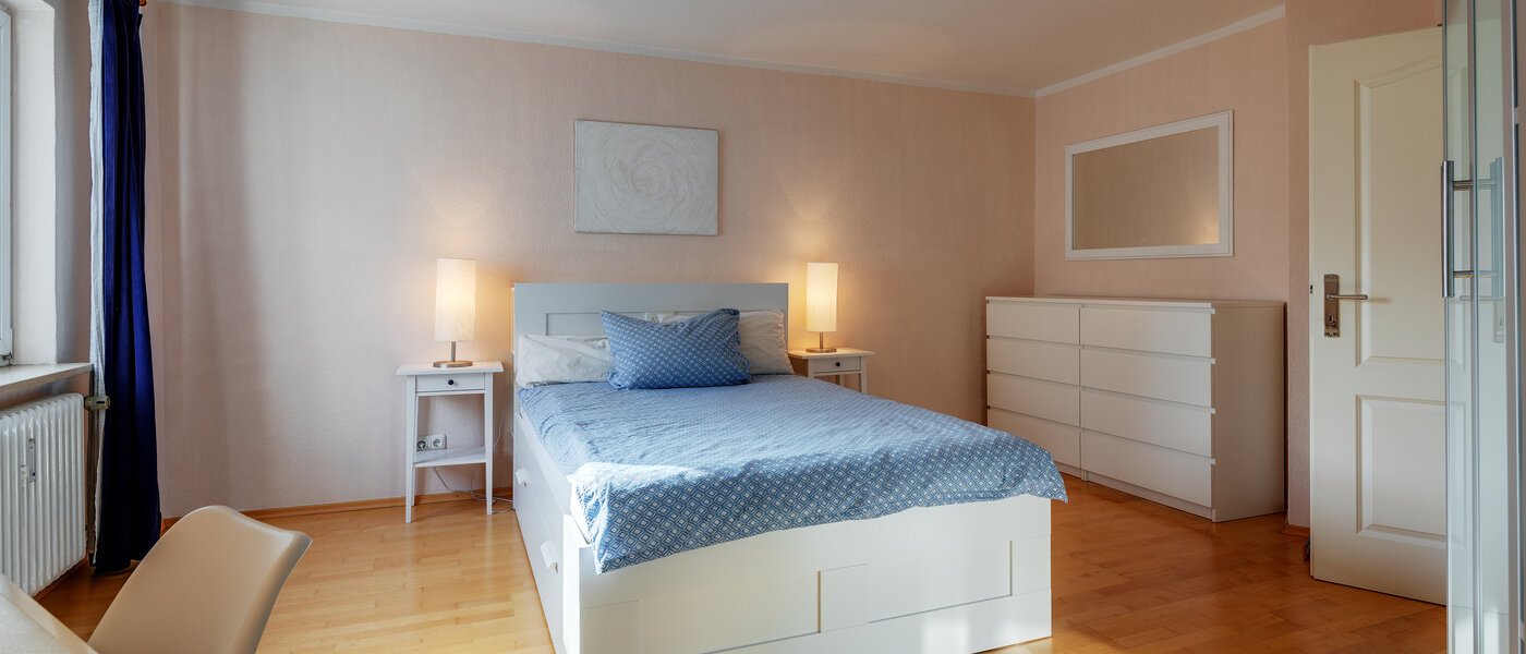 квартира München Schwabing-West (rund um den Hohenzollernplatz) 02 спальная комната 1187