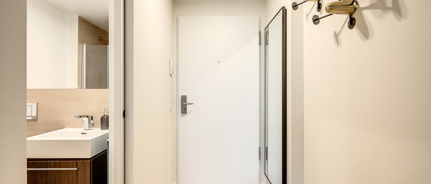 квартира München Schwabing-West (rund um den Hohenzollernplatz) 03 коридор 11899