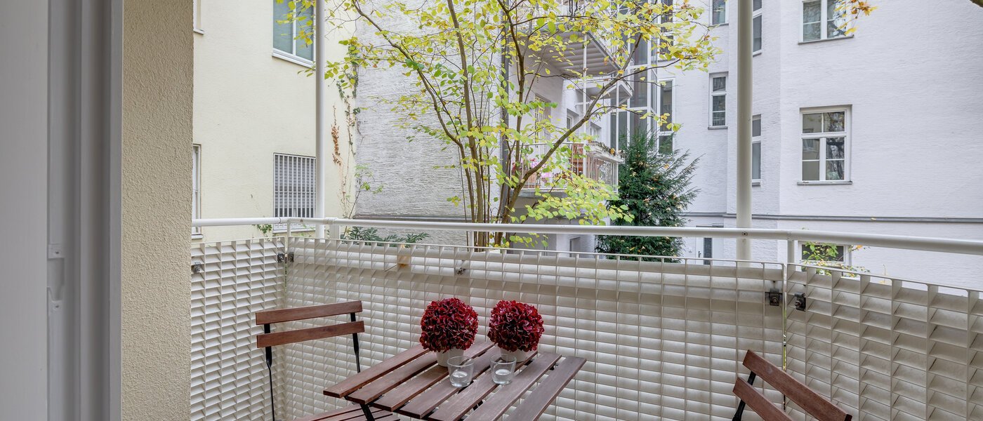 двухэтажная квартира München Schwabing-West (rund um den Hohenzollernplatz) 01 балкон 11944