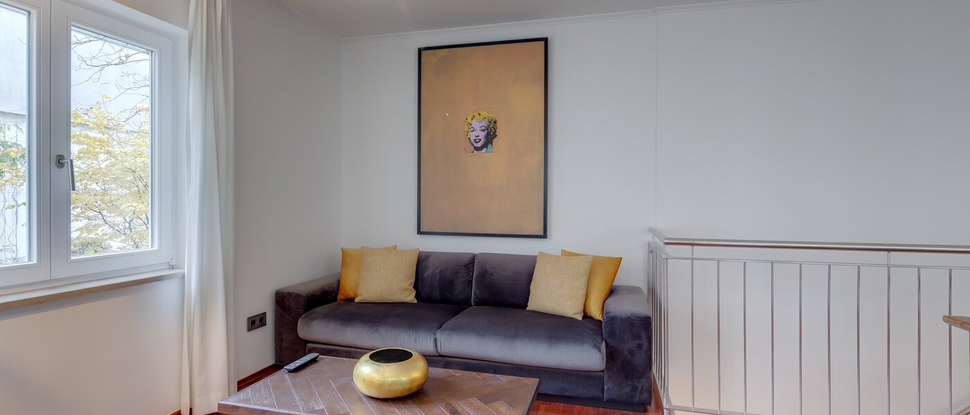 двухэтажная квартира München Schwabing-West (rund um den Hohenzollernplatz) 02 жилое пространство 11944