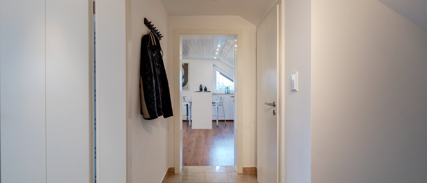 мансардная квартира München Lerchenau 02 коридор 11948