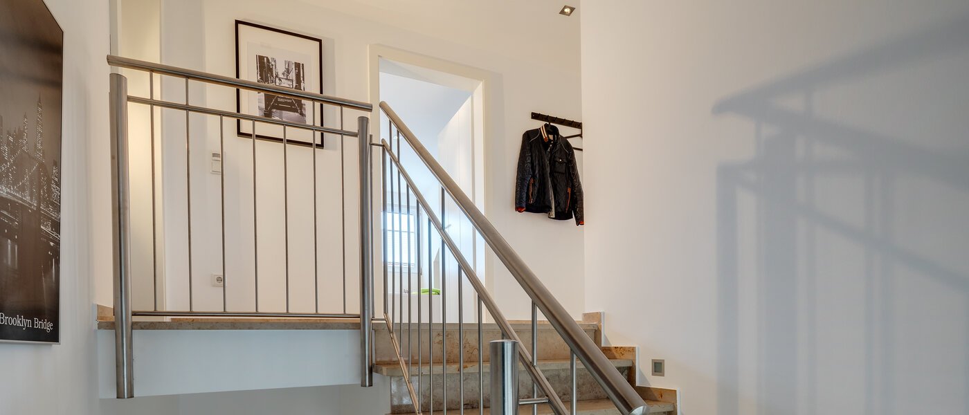 мансардная квартира München Lerchenau 03 коридор 11948