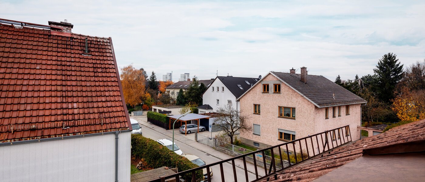 мансардная квартира München Lerchenau 04 вид из окна 11948