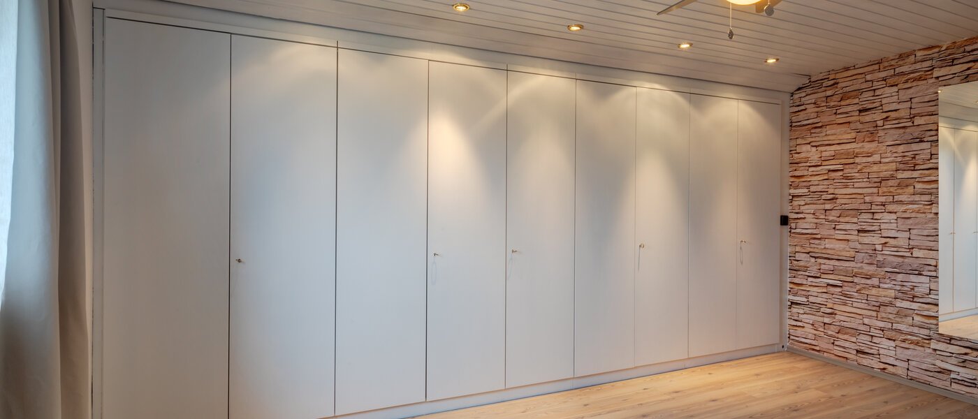 мансардная квартира München Lerchenau 03 спальная комната 11948