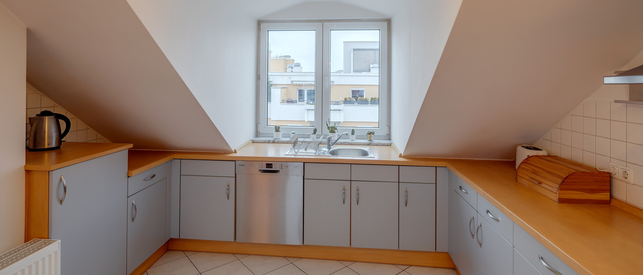 квартира München Milbertshofen 04 кухня 11984
