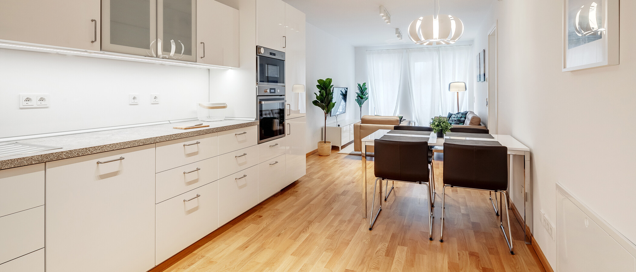 квартира München Maxvorstadt 04 кухня 12025