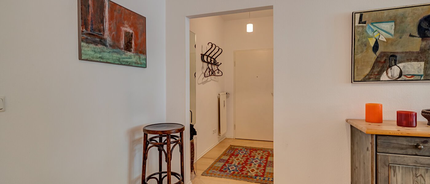 квартира München Bogenhausen 03 коридор 1203