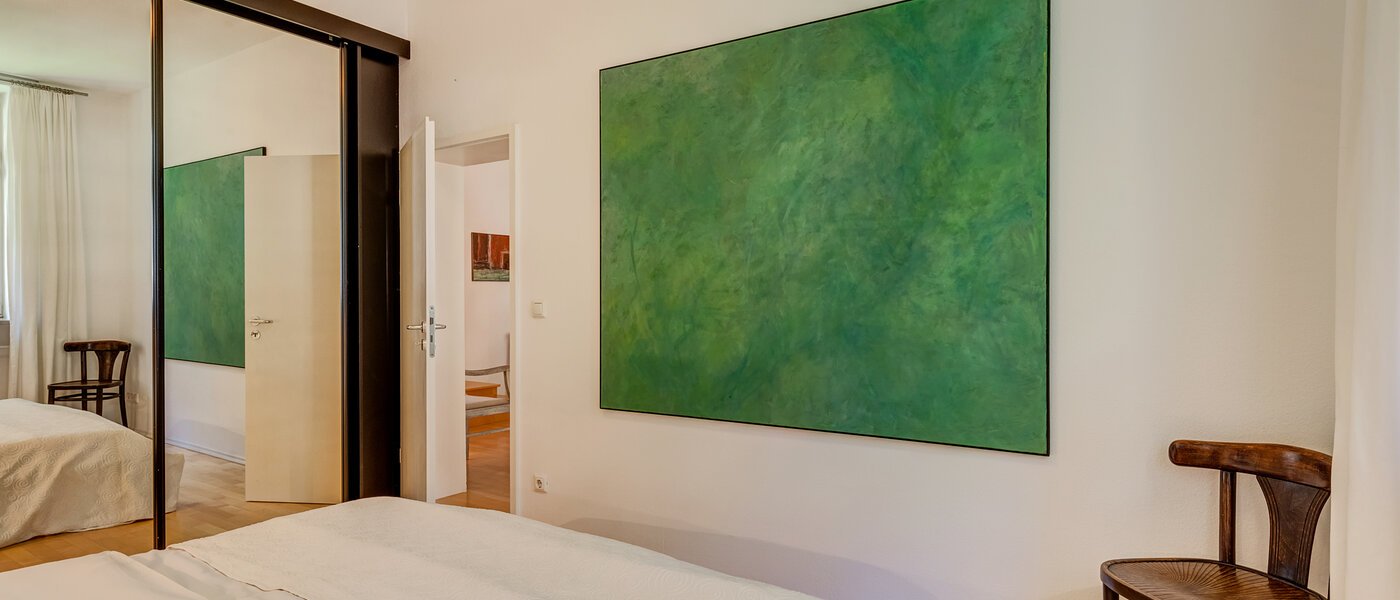 квартира München Bogenhausen 04 спальная комната 1203