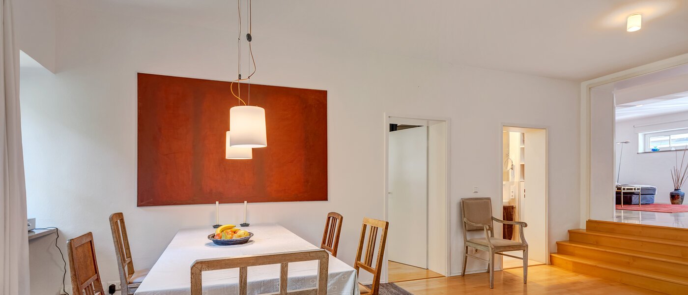 квартира München Bogenhausen 01 обеденная зона 1203