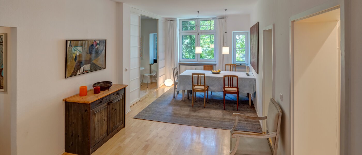 квартира München Bogenhausen 03 обеденная зона 1203