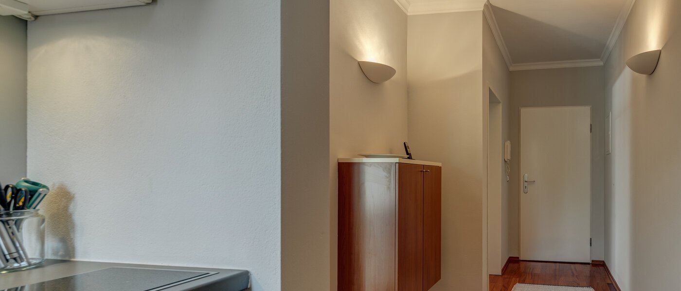 мансардная квартира München Oberföhring 01 коридор 1205