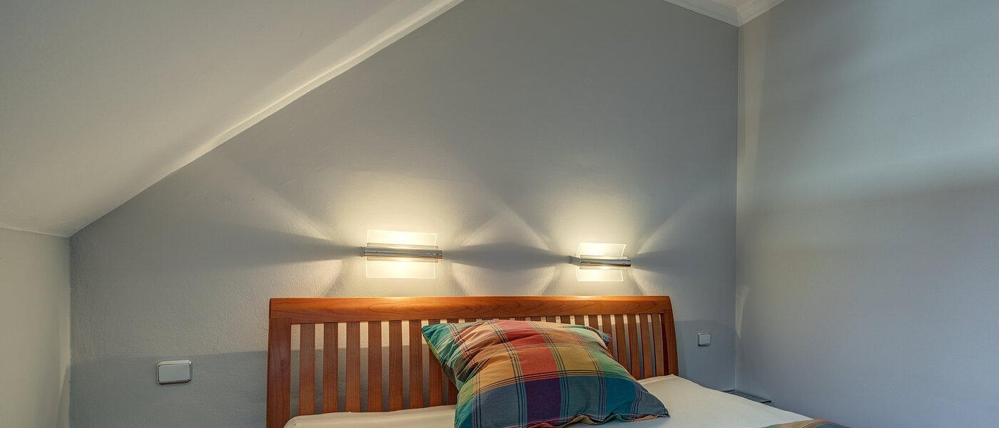 мансардная квартира München Oberföhring 02 спальная комната 1205