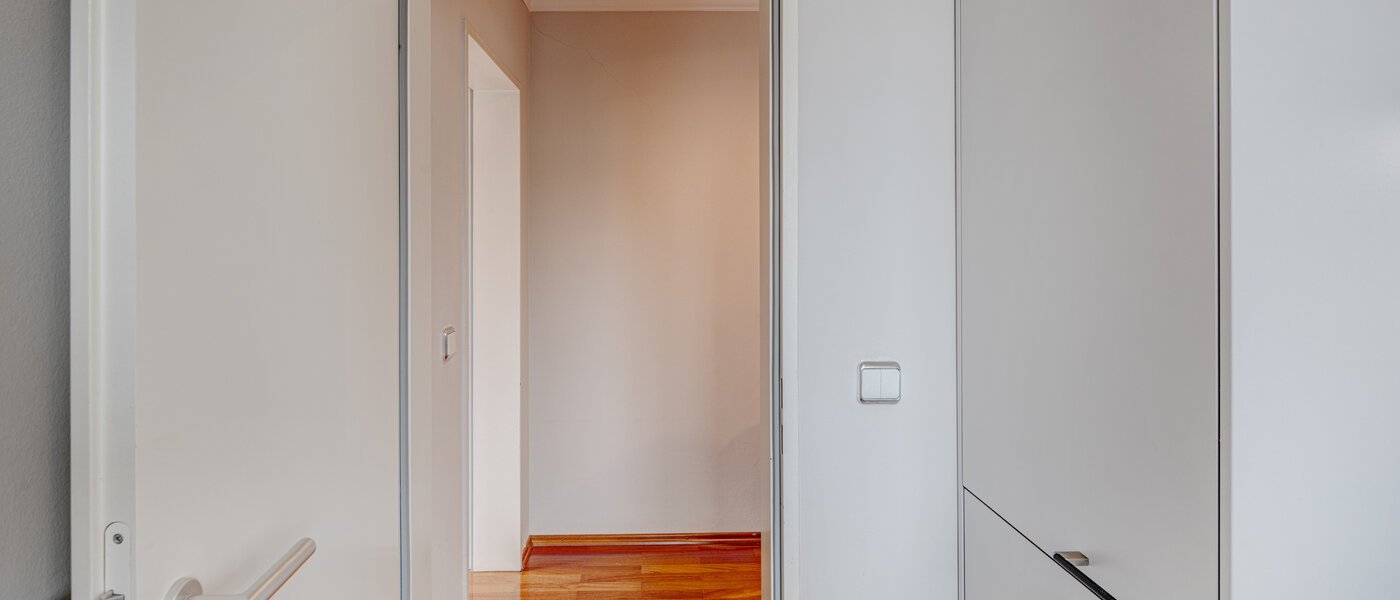 мансардная квартира München Oberföhring 03 кухня 1206