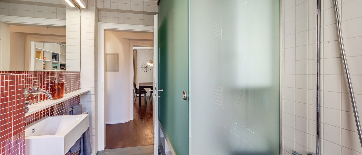 квартира München Schwabing 04 ванная комната 12071