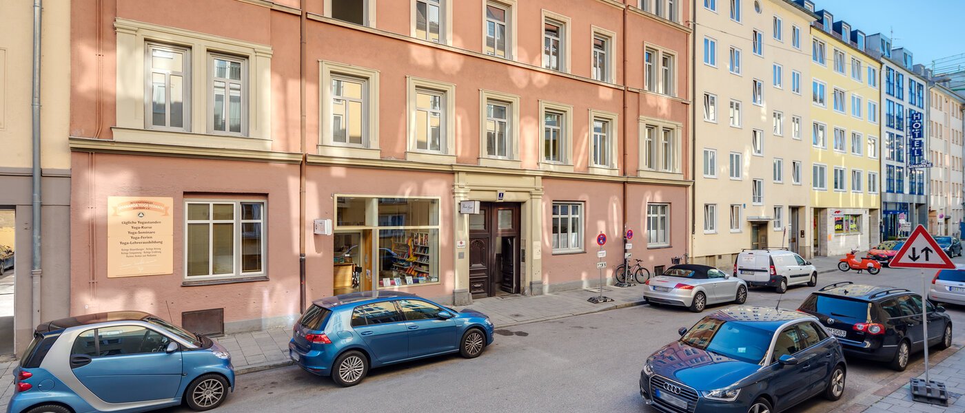 квартира München Maxvorstadt - Museumsviertel 02 вид из окна 1215