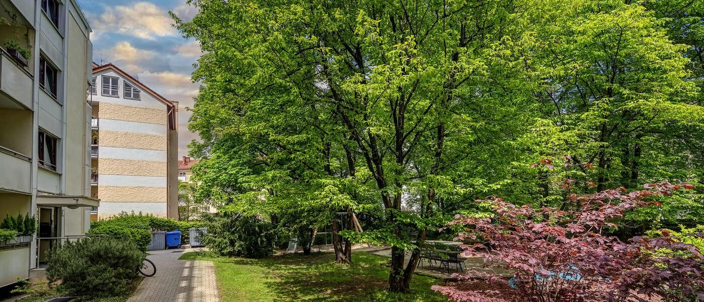 квартира München Neuhausen 01 внутренний двор  12163