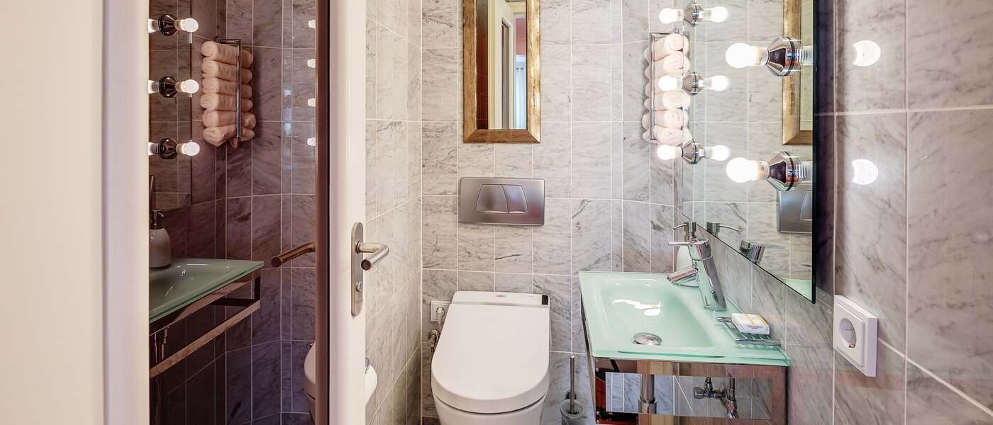 квартира München Herzogpark 01 гостевой туалет 12265