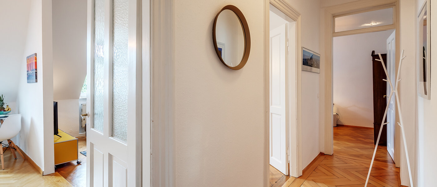 квартира München Gärtnerplatzviertel 01 коридор 12286