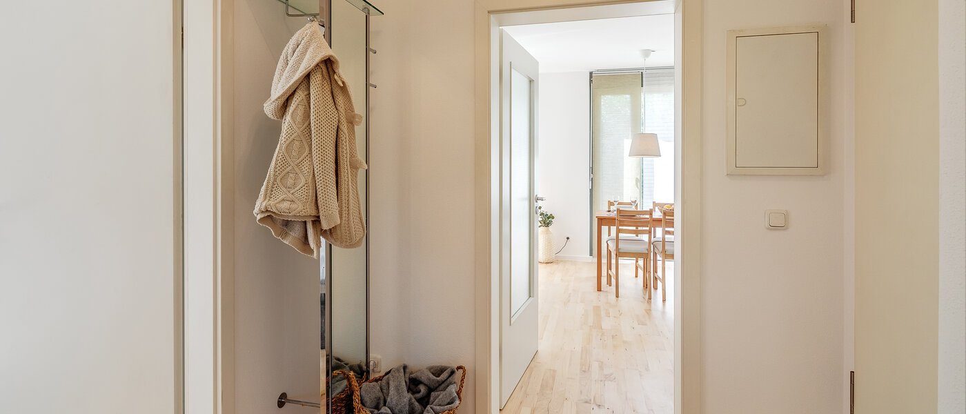 квартира с садом München Messestadt Riem 02 коридор 12287