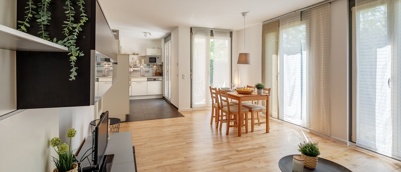 квартира с садом München Messestadt Riem 02 жилое пространство 12287