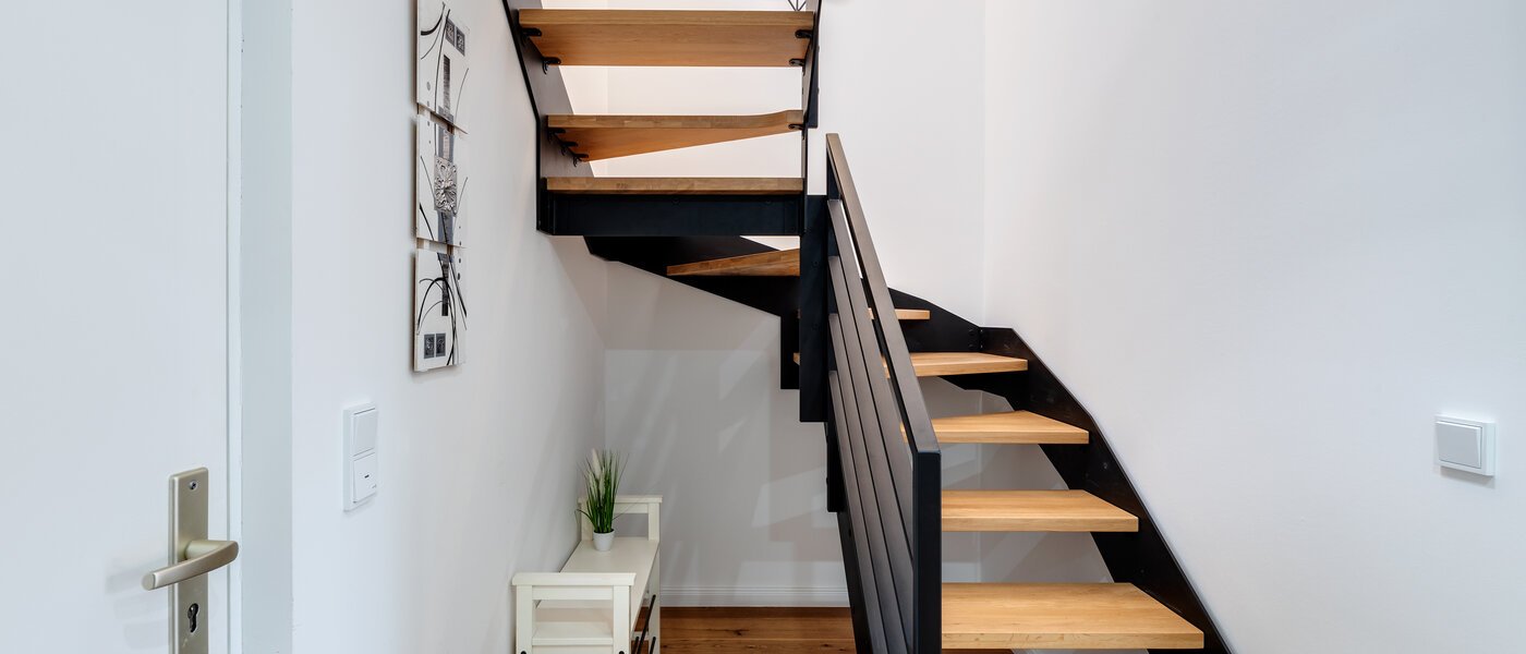 двухэтажная квартира München Moosach 02 коридор 12293