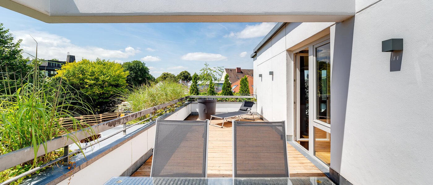 двухэтажная квартира München Moosach 01 терраса с крышей 12293
