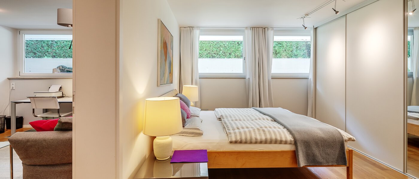 двухэтажная квартира München Cosimapark 03 спальная комната 12301