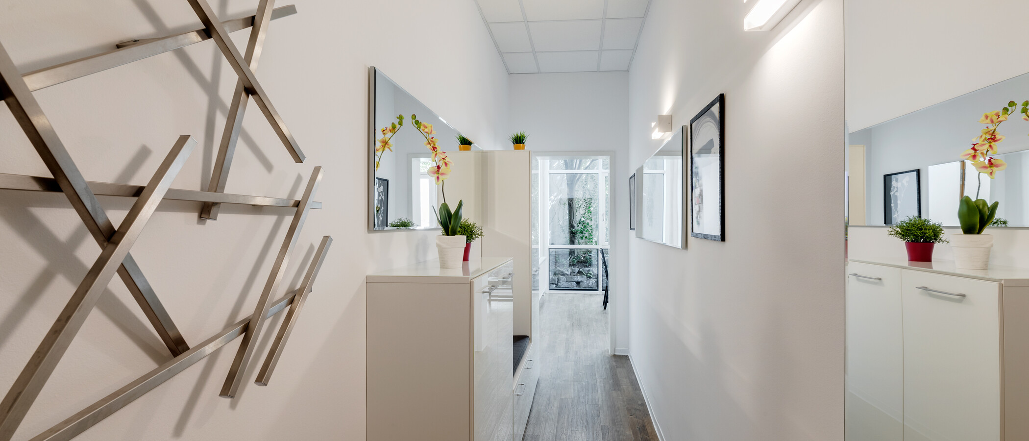 квартира-галерея München Ludwigsvorstadt 01 коридор 12314