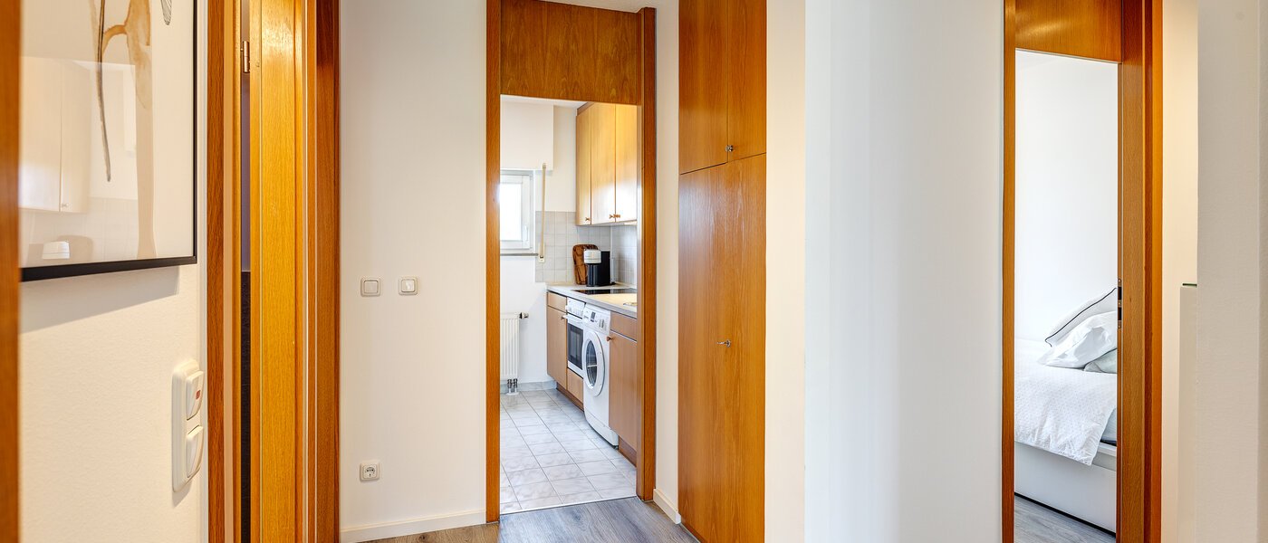 квартира München Moosach 03 коридор 12317